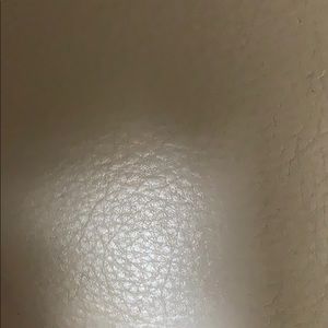 Meet your Posher, Holly